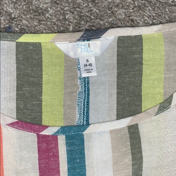 Top - Picture 2 of 3